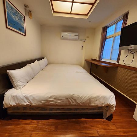 日月潭全家湖畔民宿-烤肉釣魚九族纜車遊湖sup優惠票券 Apartment Yuchi Exterior photo